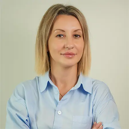 Заведующая детским садом на Соколе, учитель-логопед